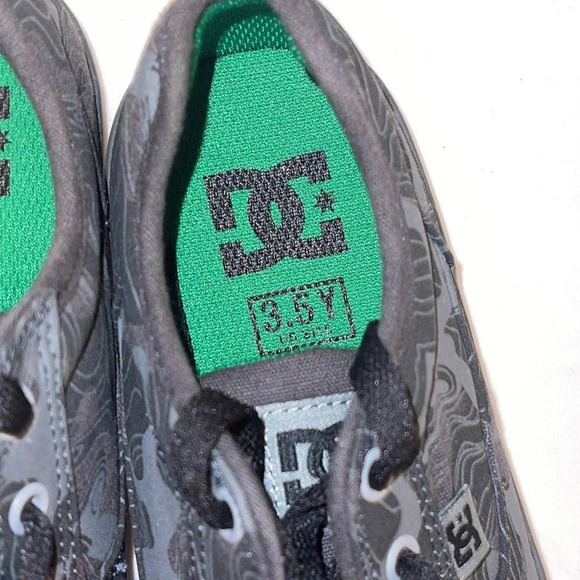 DC youth tonik SP shoe size 3.5Y - Picture 5 of 6